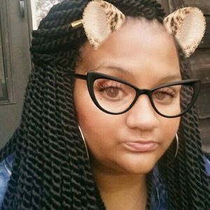 Meet your Posher, Tonya